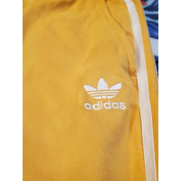 XL- Adidas Suede look Cuffed Joggers - Picture 5 of 12